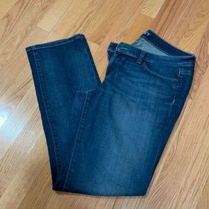 Loft modern straight sz 30/10 like new jeans